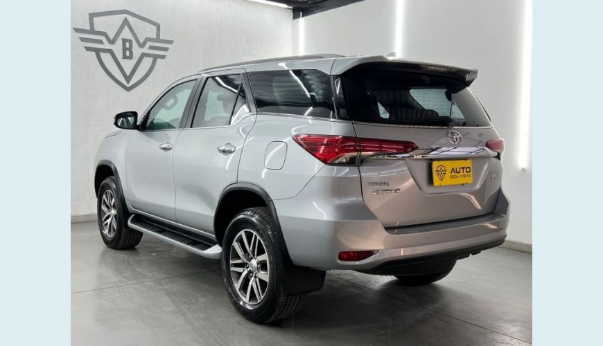 TOYOTA HILUX SW4 - PRATA - 2016 Foto 4 (Grande)