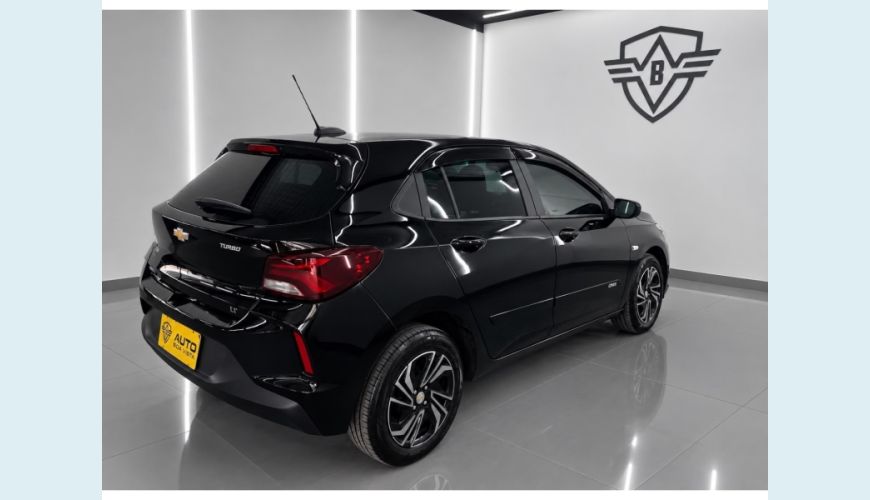 CHEVROLET ONIX - PRETO - 2024 Foto 4 (Grande)