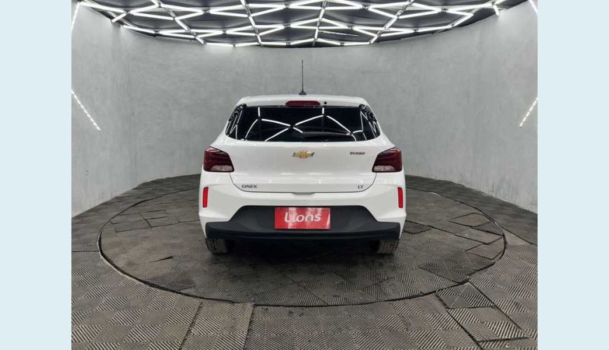 CHEVROLET ONIX LT 1.0 TURBO (AUT.) - BRANCO - 2023 Foto 4 (Grande)