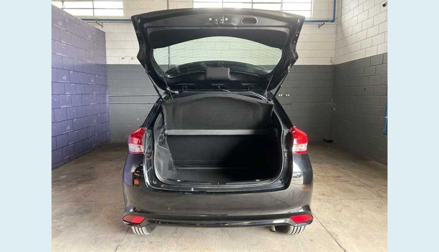 TOYOTA YARIS XL 1.5 (FLEX) (AUT) - PRETO - 2025 Foto 4 (Grande)