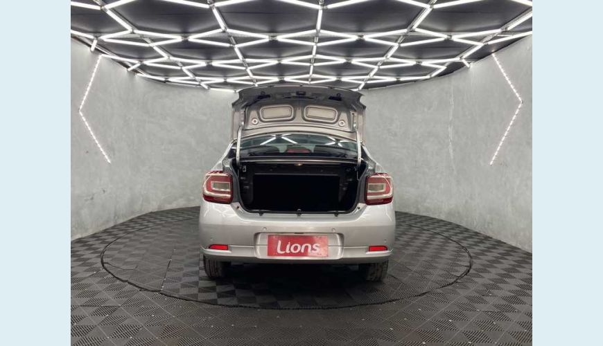 RENAULT LOGAN ZEN 1.0 12V SCE (FLEX) - PRATA - 2023 Foto 4 (Grande)