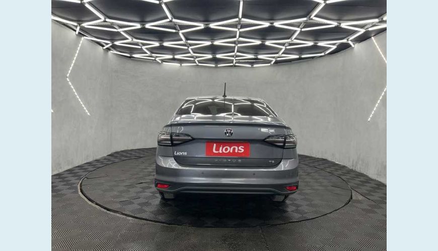 VOLKSWAGEN VIRTUS 1.0 TSI - PRATA - 2025 Foto 4 (Grande)