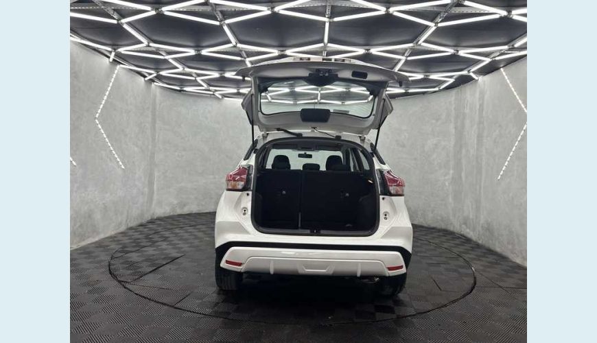 NISSAN KICKS ACTIVE 1.6 (FLEX) - BRANCO - 2024 Foto 4 (Grande)