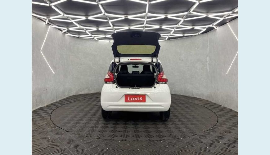 FIAT MOBI EASY 1.0 (FLEX) - BRANCO - 2022 Foto 4 (Grande)