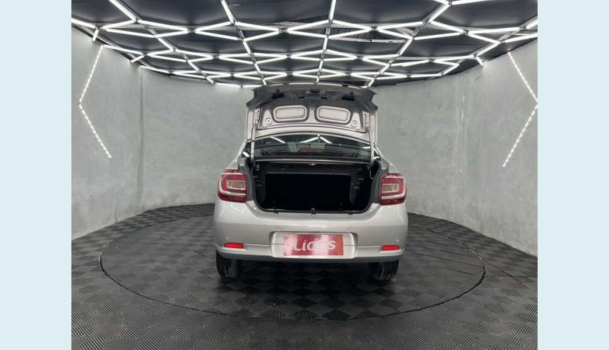 RENAULT LOGAN ZEN 1.0 - PRATA - 2024 Foto 4 (Grande)