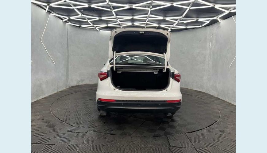 FIAT CRONOS DRIVE 1.3 (FLEX) MT - BRANCO - 2023 Foto 4 (Grande)