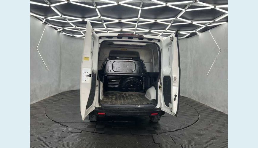 FIAT FIORINO 1.4 ENDURANCE (FLEX) - BRANCO - 2024 Foto 4 (Grande)