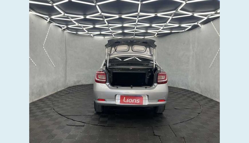 RENAULT LOGAN ZEN 1.0 - PRATA - 2024 Foto 4 (Grande)