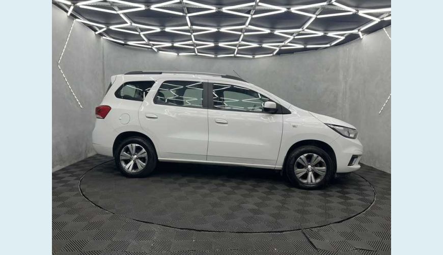 CHEVROLET SPIN PREMIER 1.8 (AUT.) - BRANCO - 2023 Foto 4 (Grande)