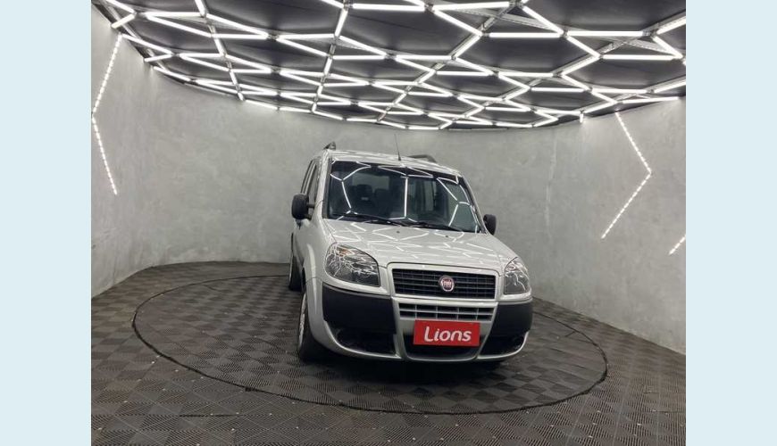FIAT DOBLO ESSENCE 1.8 16V (FLEX) - PRATA - 2020 Foto 4 (Grande)