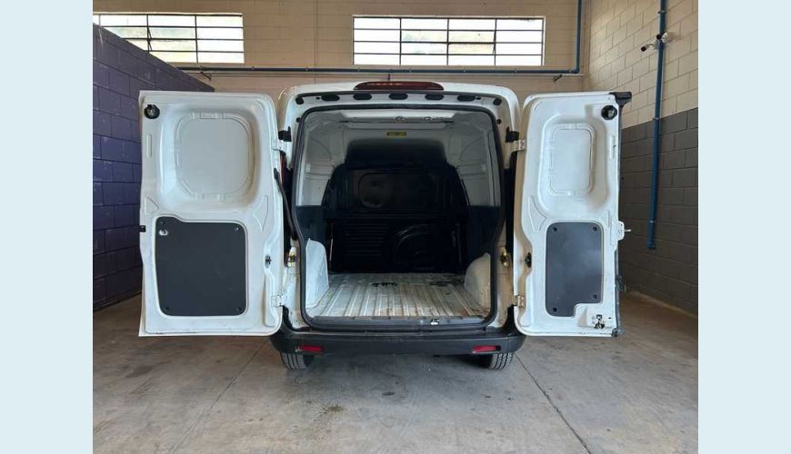 PEUGEOT PARTNER RAPID BUSINESS PACK - BRANCO - 2024 Foto 4 (Grande)