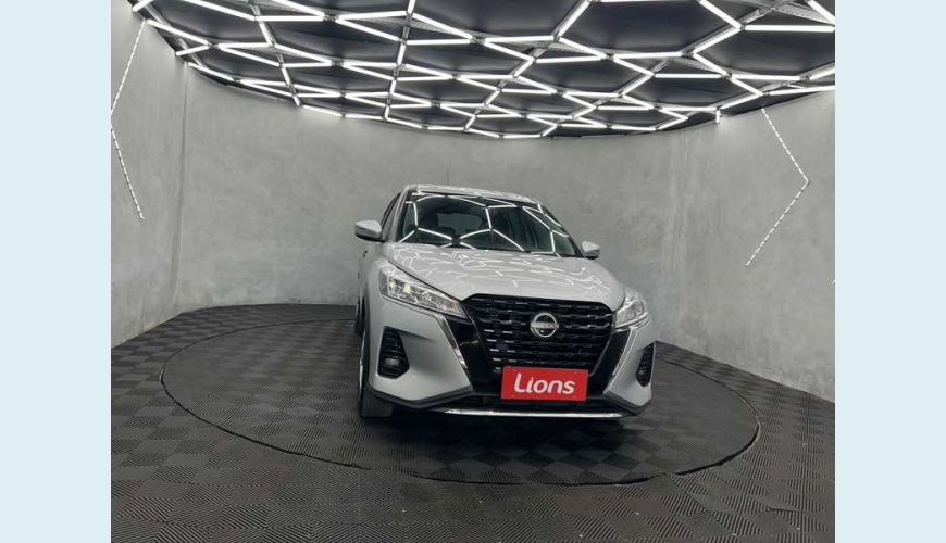 NISSAN KICKS ACTIVE 1.6 FLEX - PRATA - 2024 Foto 4 (Grande)