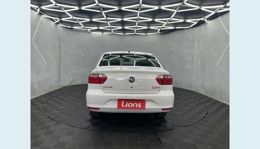 VOLKSWAGEN VOYAGE 1.6 - BRANCO - 2022 Foto 4 (Grande)