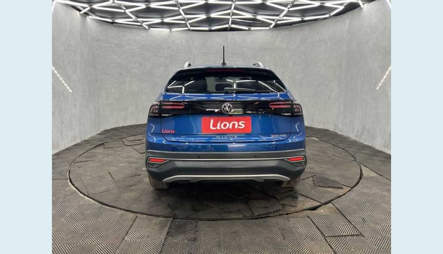 VOLKSWAGEN NIVUS HIGHLINE 200 TSI - AZUL - 2023 Foto 4 (Grande)