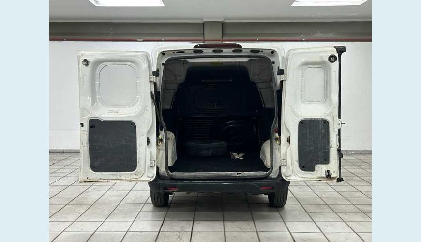 FIAT FIORINO 1.4 ENDURANCE FLEX - BRANCO - 2024 Foto 4 (Grande)