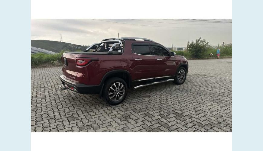 FIAT TORO VOLCANO 2.0 DIESEL AT9 4X4 - VERMELHO - 2019 Foto 4 (Grande)
