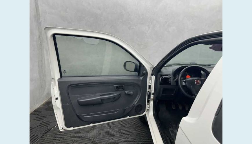 FIAT STRADA HARD WORKING 1.4 FLEX CD - BRANCO - 2020 Foto 4 (Grande)