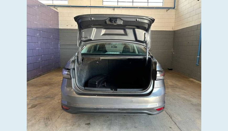 VOLKSWAGEN VIRTUS TSI 1.0 FLEX 12V 4P MEC. - CINZA - 2023 Foto 4 (Grande)