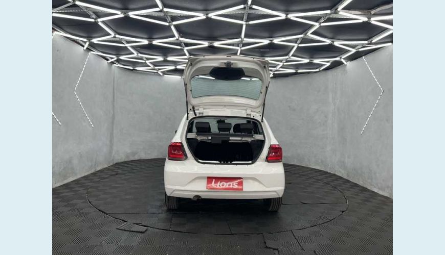 VOLKSWAGEN GOL 1.0 12V FLEX - BRANCO - 2023 Foto 4 (Grande)