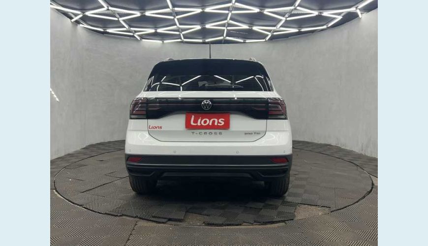 VOLKSWAGEN T-CROSS 1.0 200 TSI 12V AUT. FLEX - BRANCO - 2024 Foto 4 (Grande)