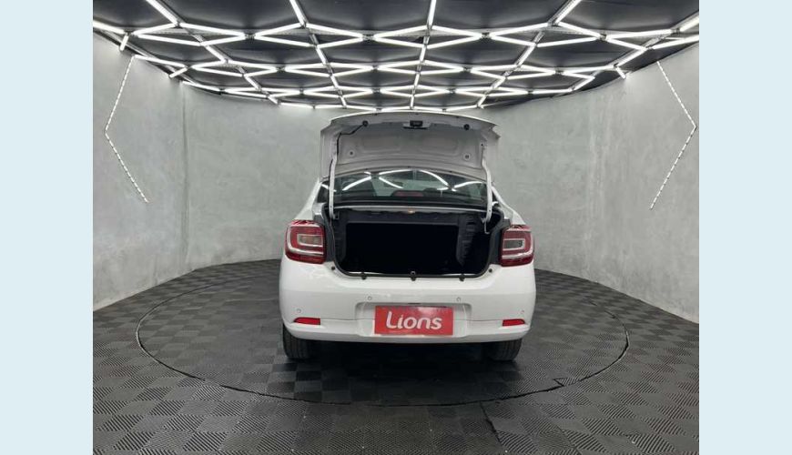 RENAULT LOGAN ZEN 1.0 - BRANCO - 2024 Foto 4 (Grande)
