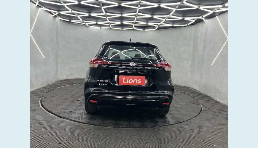NISSAN KICKS SENSE 1.6 FLEX AUT. - PRETO - 2022 Foto 4 (Grande)