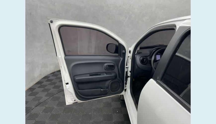 FIAT MOBI LIKE 1.0 FLEX - BRANCO - 2022 Foto 4 (Grande)
