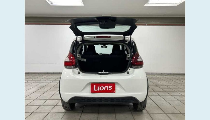 FIAT MOBI LIKE 1.0 - BRANCO - 2024 Foto 4 (Grande)