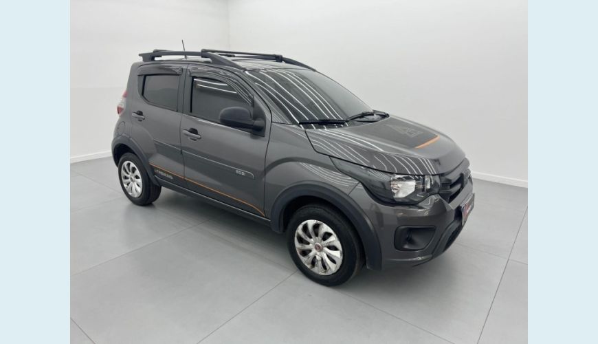 FIAT MOBI TREKKING 1.0MT - CINZA - 2023 Foto 4 (Grande)