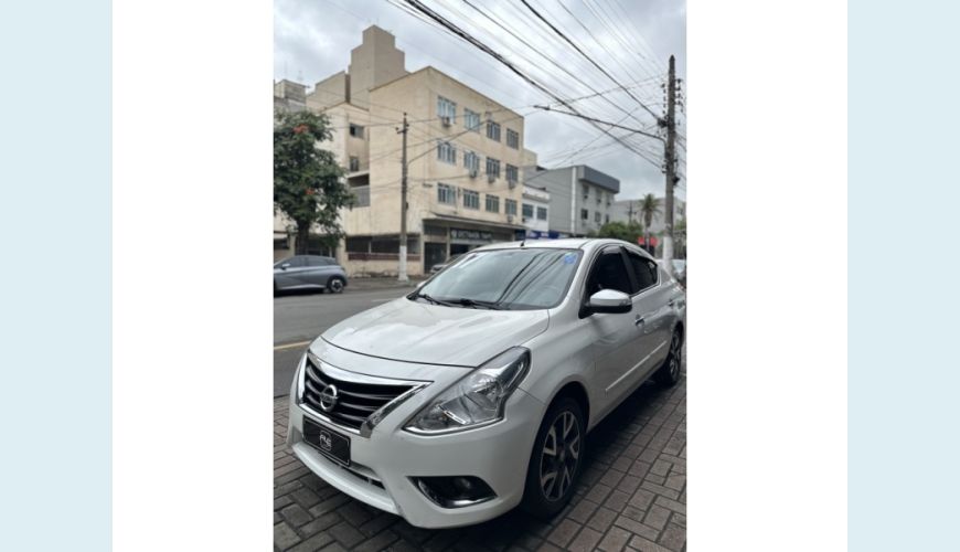 NISSAN VERSA - BRANCO - 2017 Foto 4 (Grande)