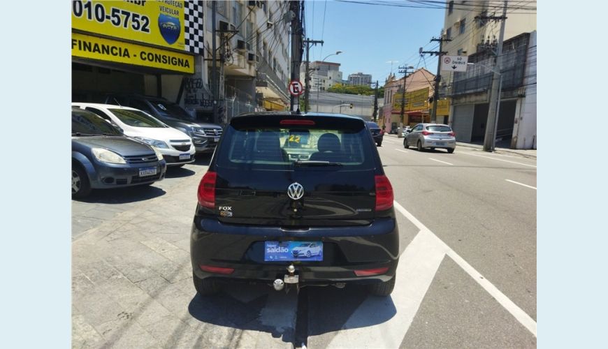 VOLKSWAGEN FOX 1.0 MI BLUEMOTION 8V FLEX 4P MANUAL - PRETO - 2014 Foto 5 (Grande)