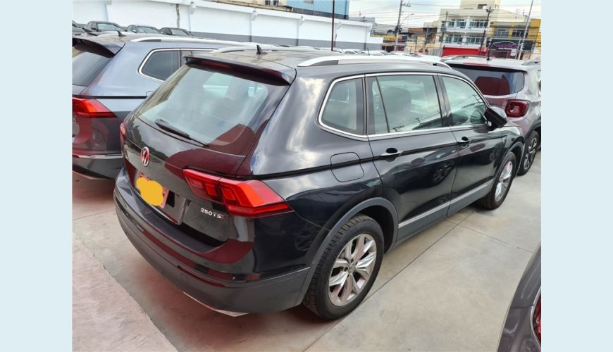 VOLKSWAGEN TIGUAN 1.4 250 TSI TOTAL FLEX ALLSPACE COMFORTLINE TIPTRONIC - PRETO - 2020 Foto 5 (Grande)