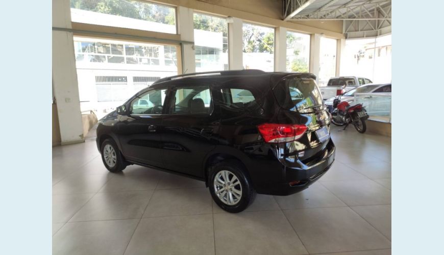 CHEVROLET SPIN 1.8 LT 8V FLEX 4P MANUAL - PRETO - 2020 Foto 5 (Grande)