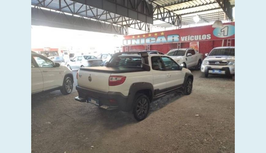 FIAT STRADA 1.8 MPI ADVENTURE CD 16V FLEX 3P MANUAL - BRANCO - 2020 Foto 5 (Grande)