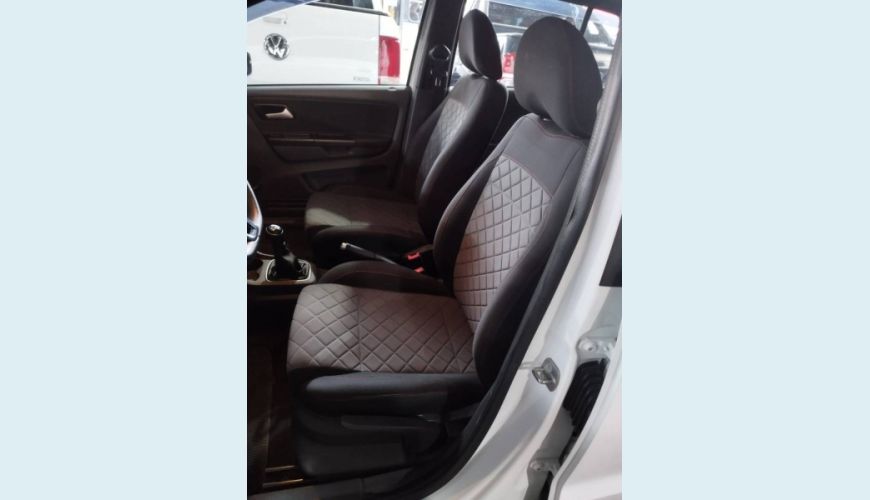 VOLKSWAGEN FOX 1.6 MSI TOTAL FLEX XTREME 4P MANUAL - BRANCO - 2019 Foto 5 (Grande)