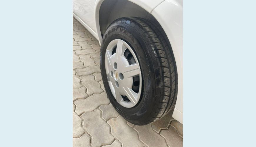 CHEVROLET CLASSIC 1.0 MPFI LS 8V FLEX 4P MANUAL - BRANCO - 2014 Foto 5 (Grande)