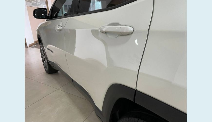 JEEP COMPASS 2.0 TD350 TURBO DIESEL LIMITED AT9 - BRANCO - 2022 Foto 5 (Grande)