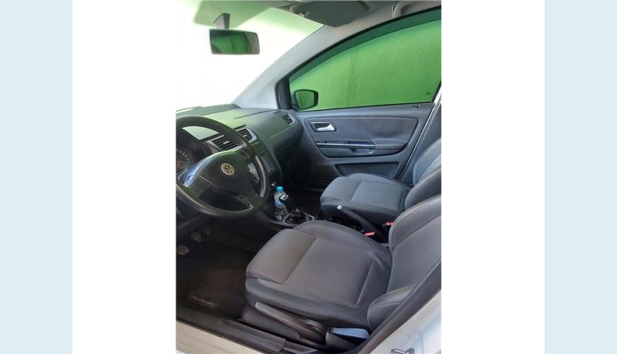 VOLKSWAGEN SPACEFOX 1.6 MI TREND 8V FLEX 4P MANUAL - BRANCO - 2012 Foto 5 (Grande)