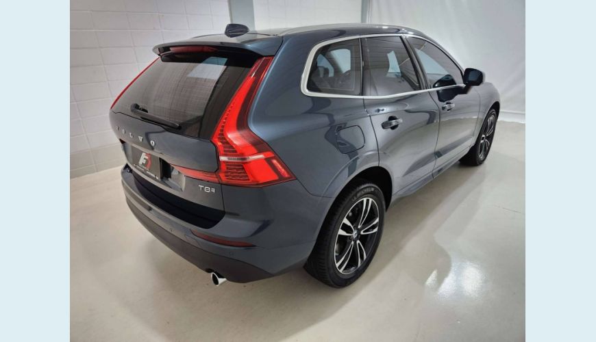 VOLVO XC60 2.0 T8 HYBRID MOMENTUM AWD GEARTRONIC - AZUL - 2020 Foto 5 (Grande)