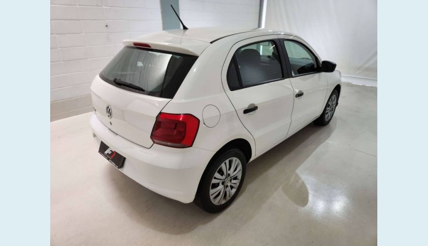 VOLKSWAGEN GOL 1.6 MSI TOTALFLEX 4P MANUAL - BRANCO - 2019 Foto 5 (Grande)