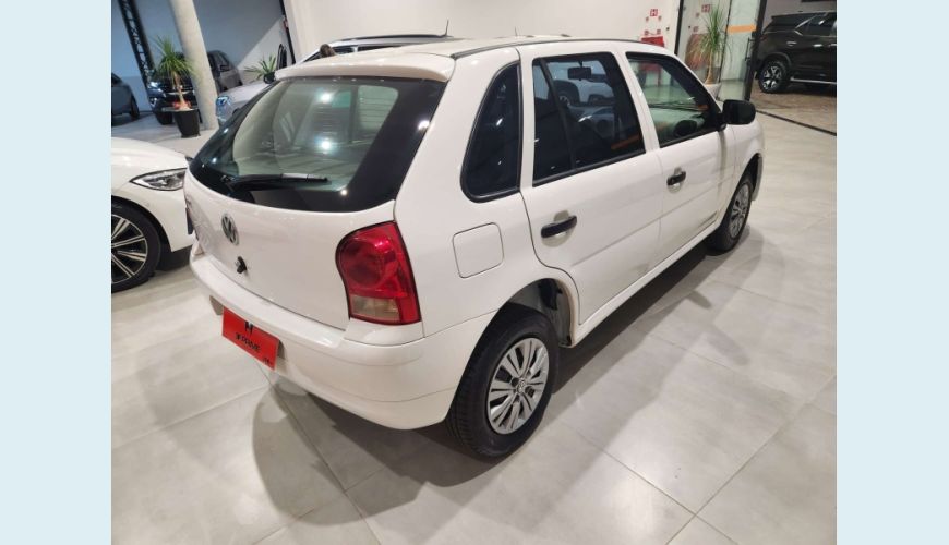 VOLKSWAGEN GOL 1.0 MI 8V FLEX 4P MANUAL G.IV - BRANCO - 2014 Foto 5 (Grande)