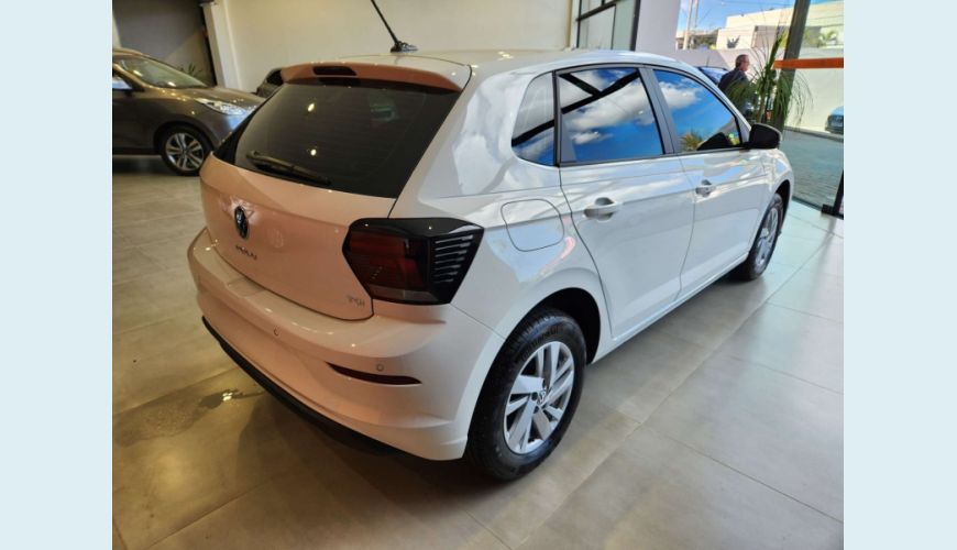 VOLKSWAGEN POLO 1.0 170 TSI COMFORTLINE AUT. - BRANCO - 2024 Foto 5 (Grande)