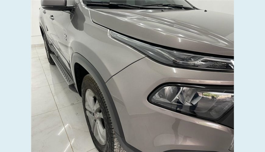 FIAT TORO 2.0 16V TURBO DIESEL FREEDOM 4WD AT9 - MARROM - 2021 Foto 5 (Grande)
