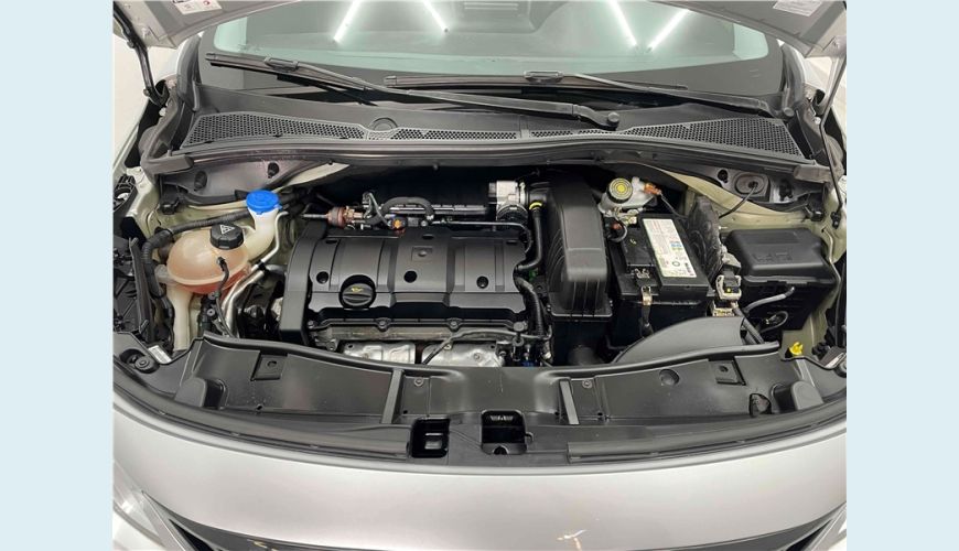 PEUGEOT 2008 1.6 16V THP FLEX GRIFFE 4P AUT. - PRATA - 2020 Foto 5 (Grande)