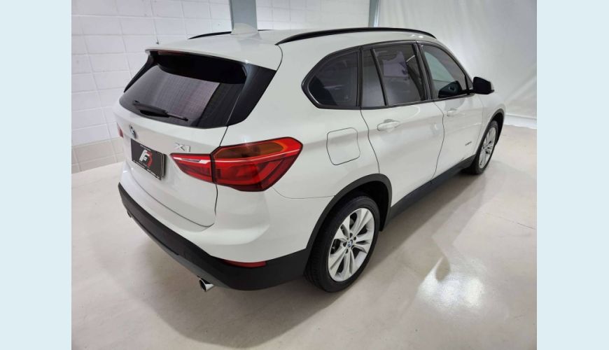 BMW X1 2.0 16V TURBO ACTIVEFLEX SDRIVE20I 4P AUT. - BRANCO - 2016 Foto 5 (Grande)
