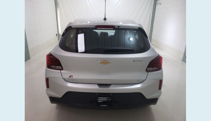 CHEVROLET ONIX 1.0 TURBO FLEX LT AUT. - PRATA - 2024 Foto 5 (Grande)