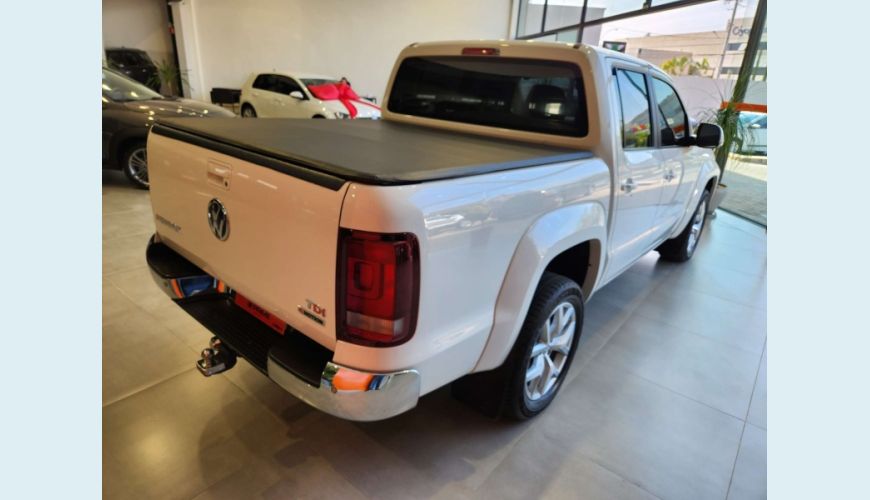 VOLKSWAGEN AMAROK 2.0 HIGHLINE 4X4 CD 16V TURBO INTERCOOLER DIESEL 4P AUT. - BRANCO - 2018 Foto 5 (Grande)