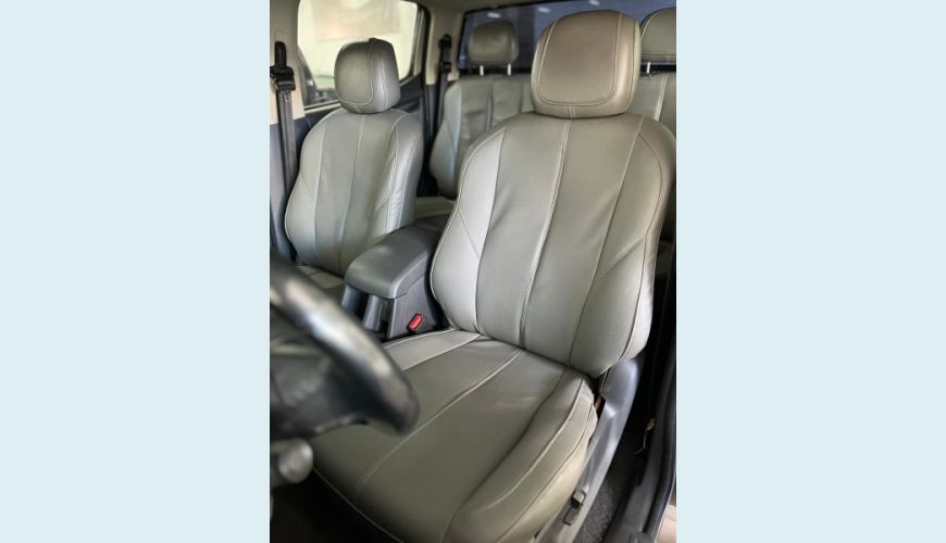CHEVROLET S-10 2.8 LTZ 4X4 CD TURBO DIESEL 4P AUT. - CINZA - 2013 Foto 5 (Grande)