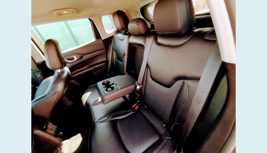 JEEP COMPASS LONG. T270 1.3 TB 4X2 FLEX AUT. - CINZA - 2022 Foto 5 (Grande)