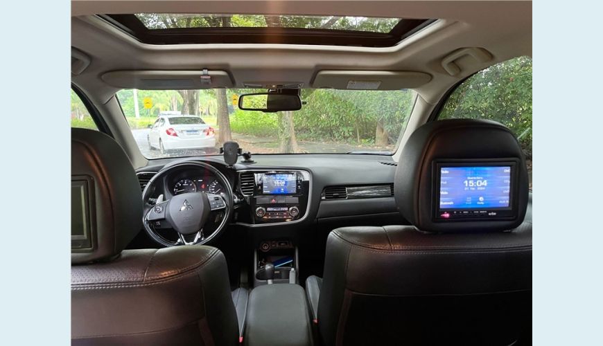 MITSUBISHI OUTLANDER 2.2 4X4 16V DIESEL 4P AUT. - N/D - 2016 Foto 5 (Grande)